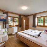 Apartment Exenberger / Smaragd