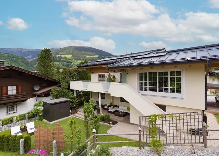 아파트 Exenberger / Smaragd