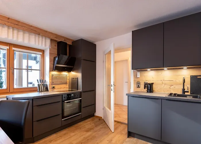 Exenberger / Smaragd 아파트 *