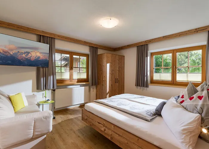 아파트 Exenberger / Smaragd