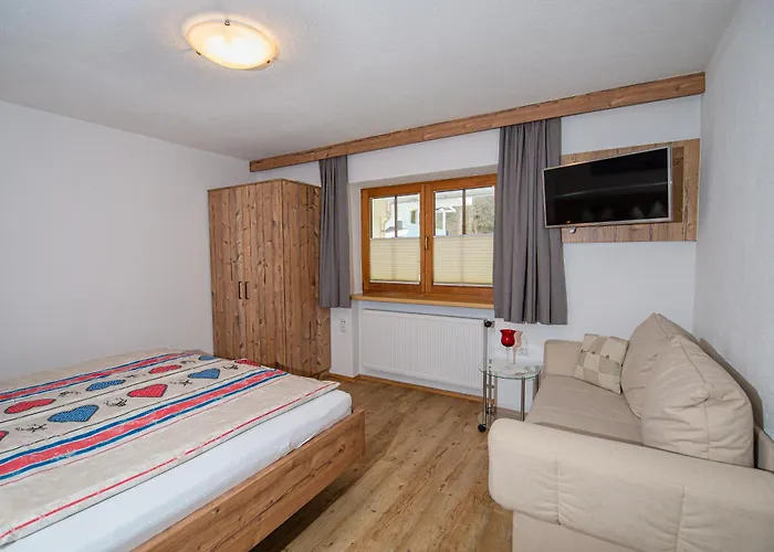 아파트 Exenberger / Smaragd *