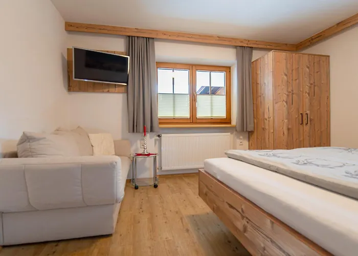 Exenberger / Smaragd 아파트